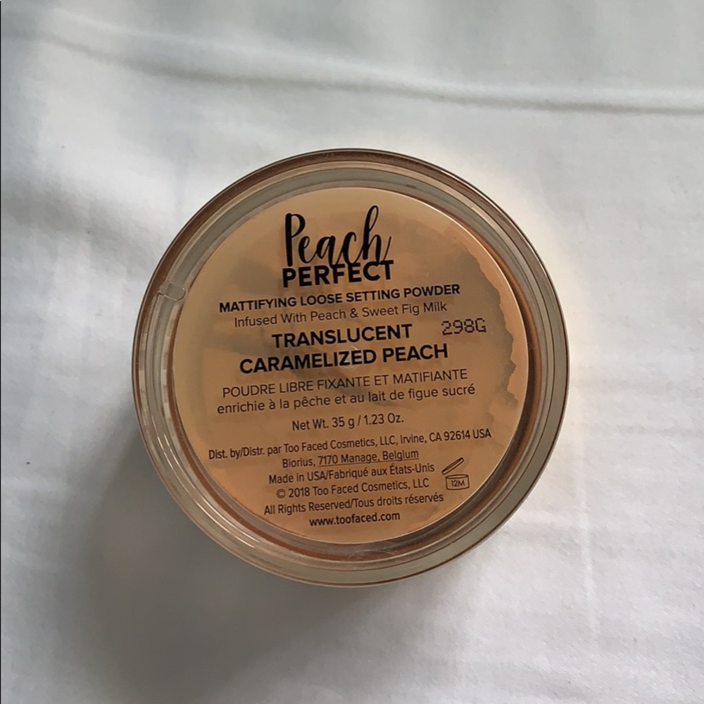 Too Faced Peach Perfect Setting Powder - Picture 2 of 3